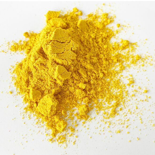 Latte au gingembre, à la vanille et au curcuma